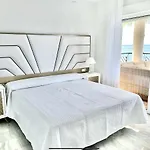 Mi Capricho 172 Beachfront アパート